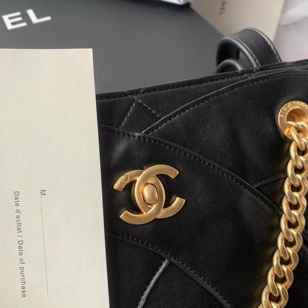 TOP CHANEL 23P Shopping Bag 37*36*6cm - Black