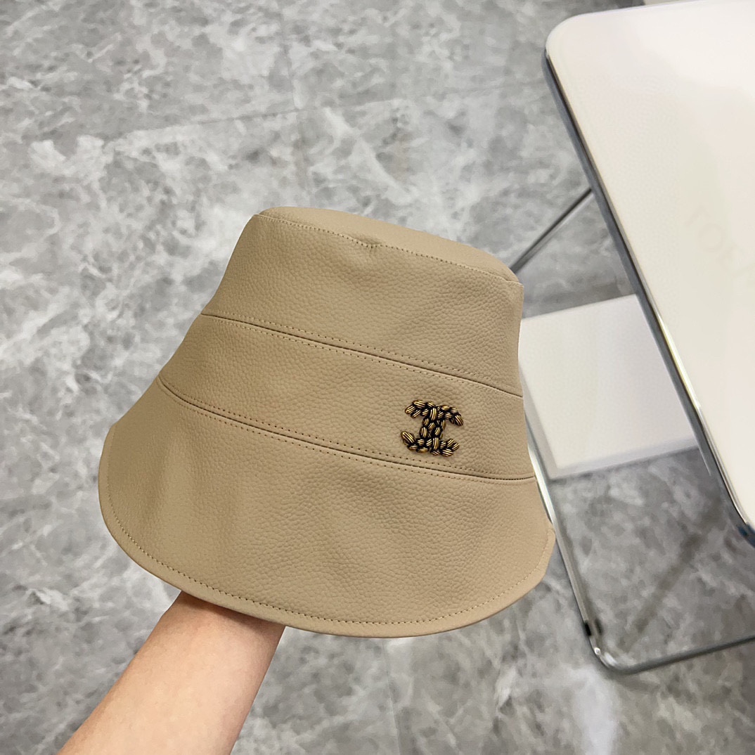 TOP CHANEL Leather Irregular Visor Bucket Hat - Khaki