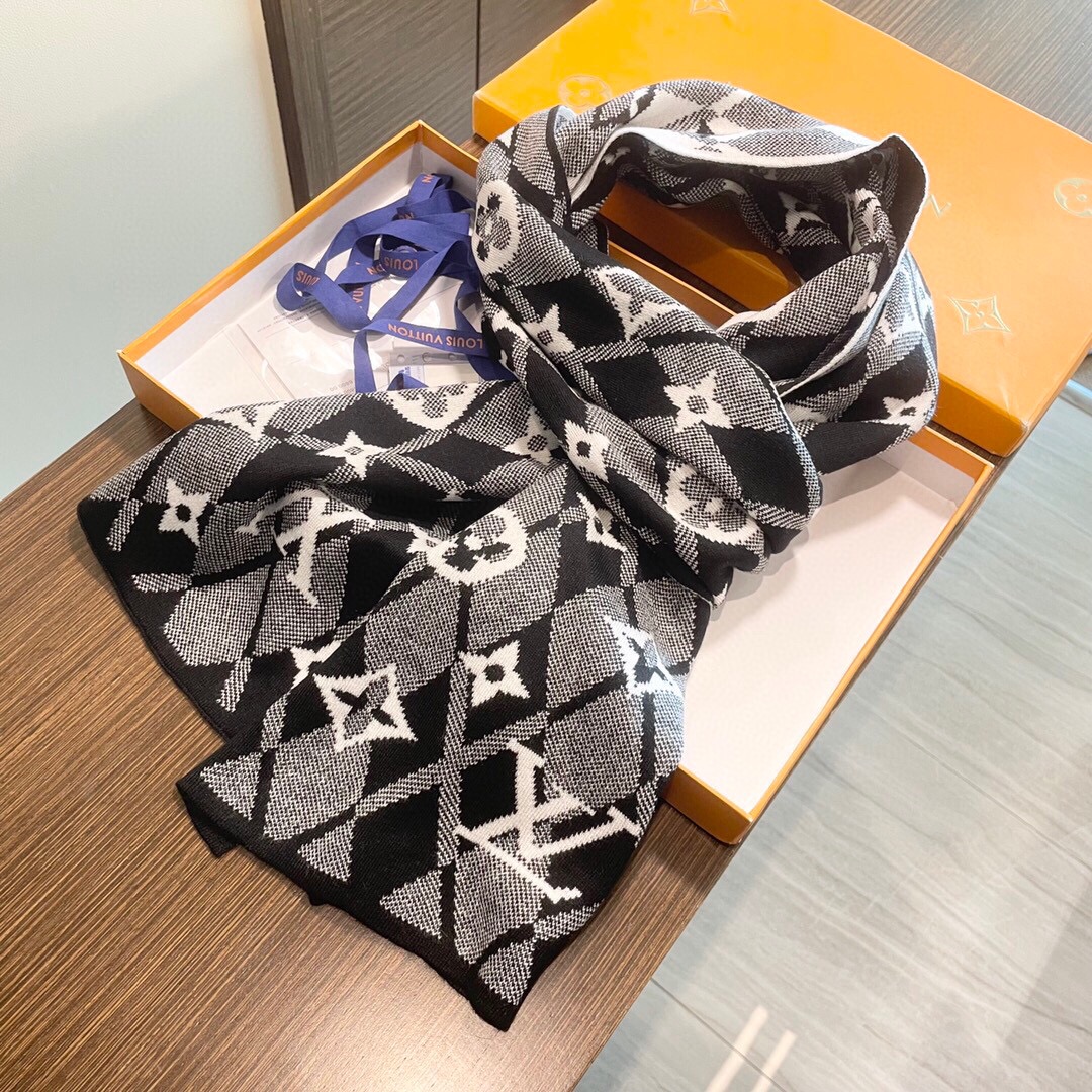 TOP Louis Vuitton LV Wool Scarf 32X200cm - 2 Color