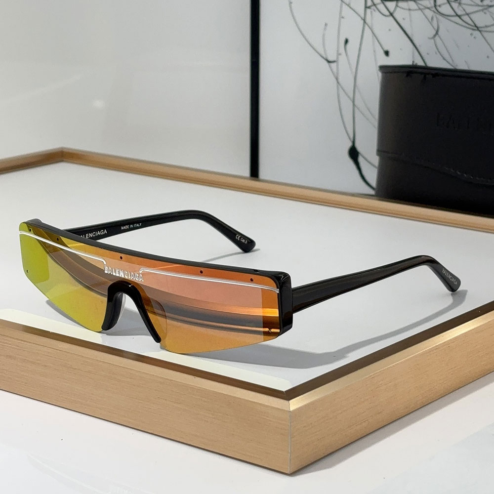 Balenciaga Mirror Logo  sunglasses Top quality （Replica）