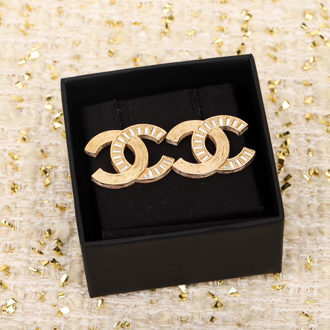 TOP CHANEL 24s CC Earrings