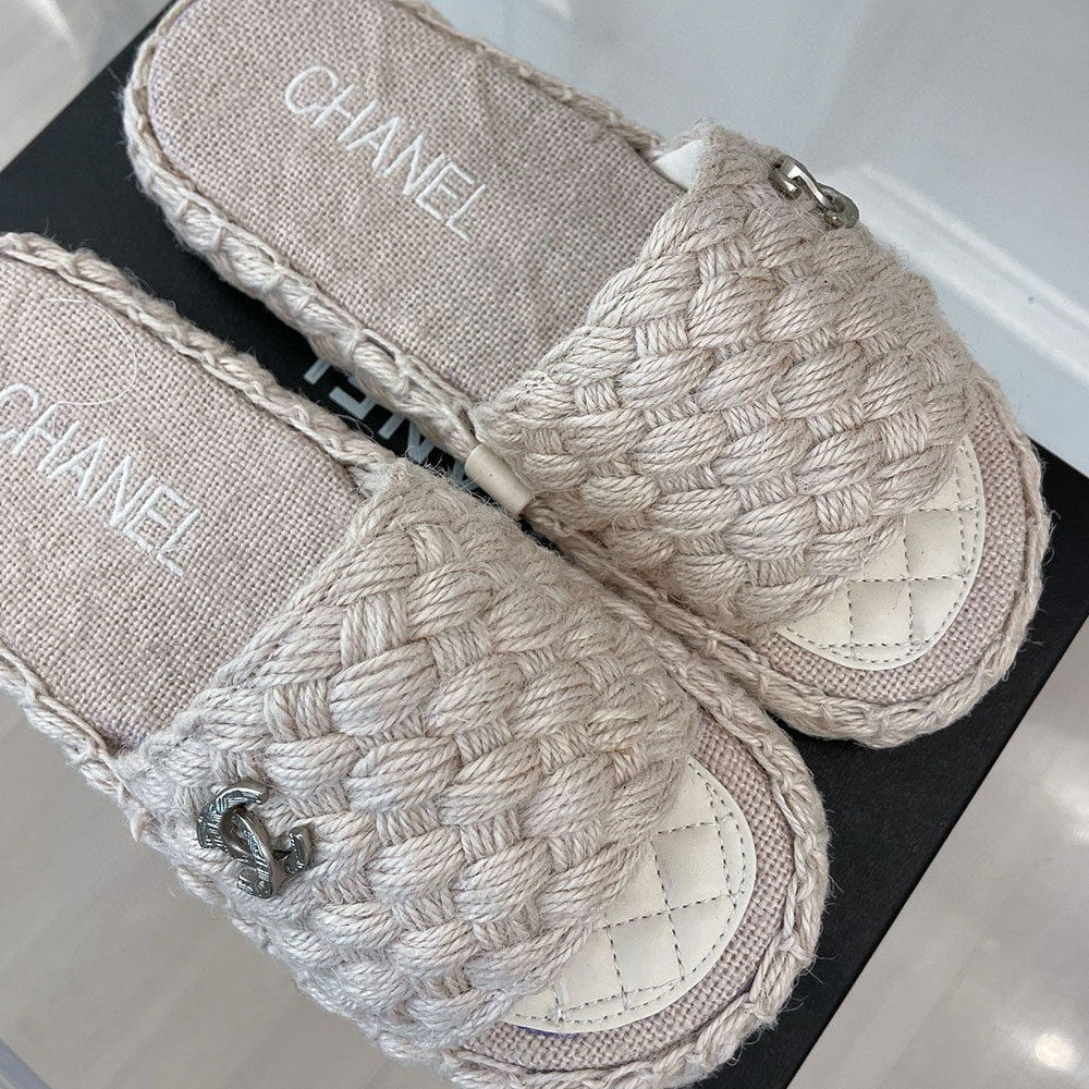 Chanel  All kinds of Woven Fabrics  Sandals Slide（Replica）