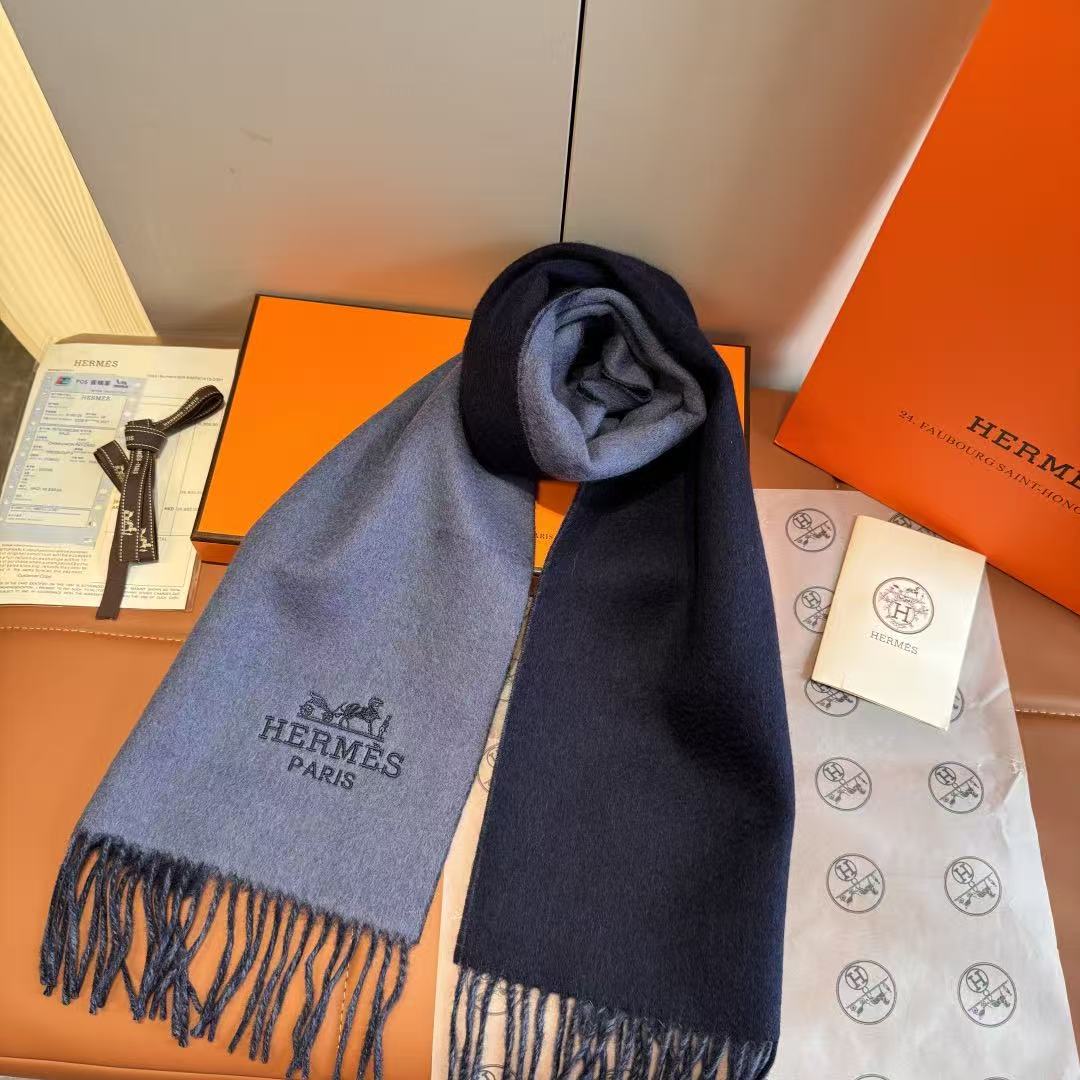 Hermès Double-faced lambswool scarf (Replica)