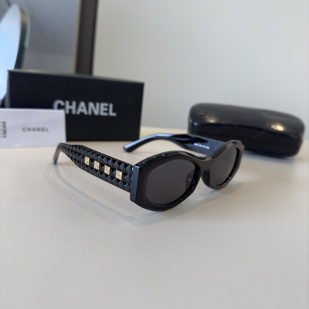 TOP CHANEL Sunglasses - 3 Colors