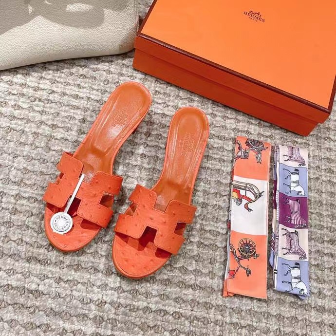 TOP HERMES Oasis Series Mid Heel Sandals - 2 Colors