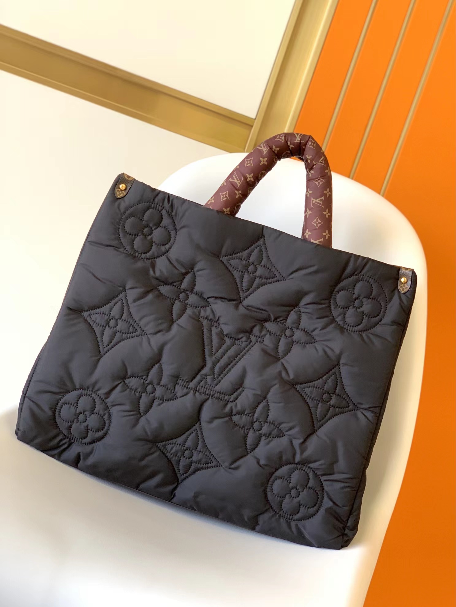 TOP Louis Vuitton LV On The Go Monogram Tote Bag 41×34×19 cm- Black