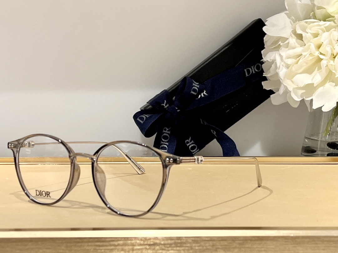 TOP Christian Dior Fashionable Simple Versatile Frame Round Shape Sunglasses - 5 Colors