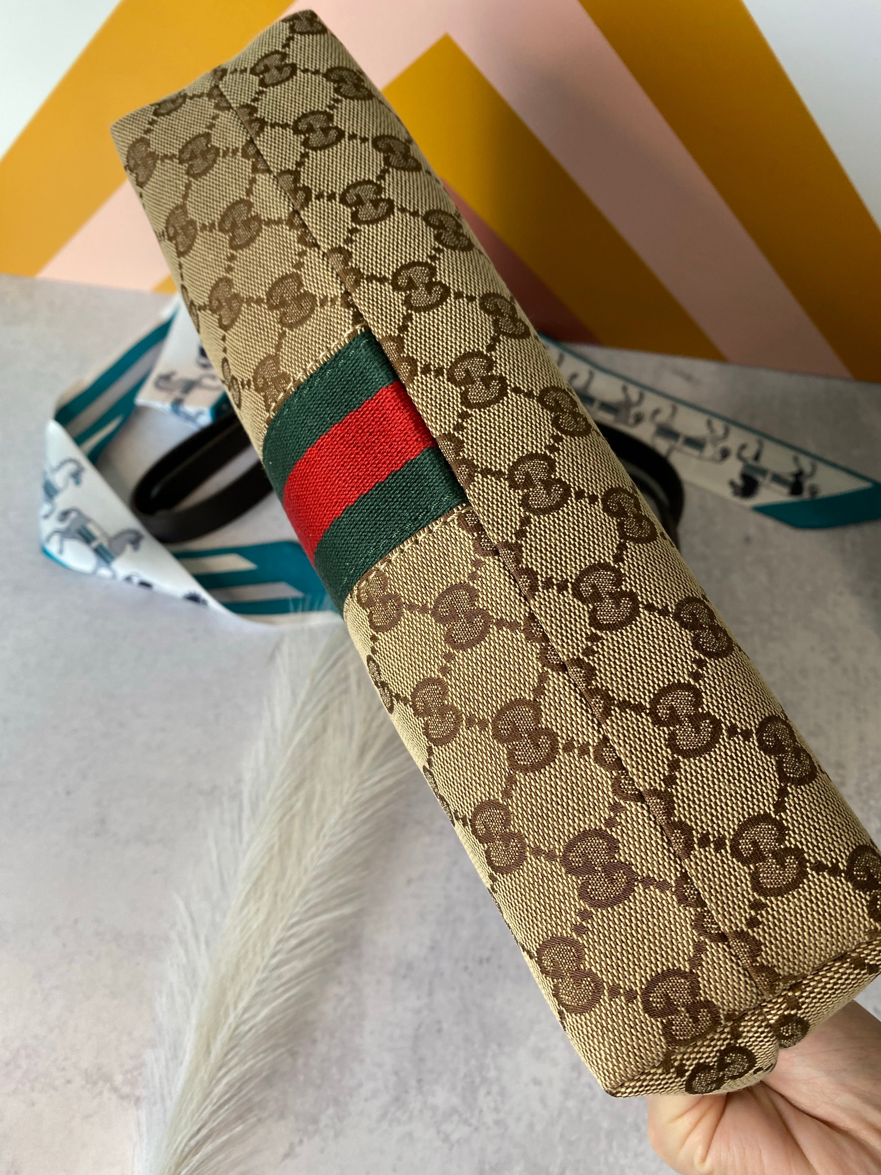 TOP GUCCI Canvas Web Messenger Bag
