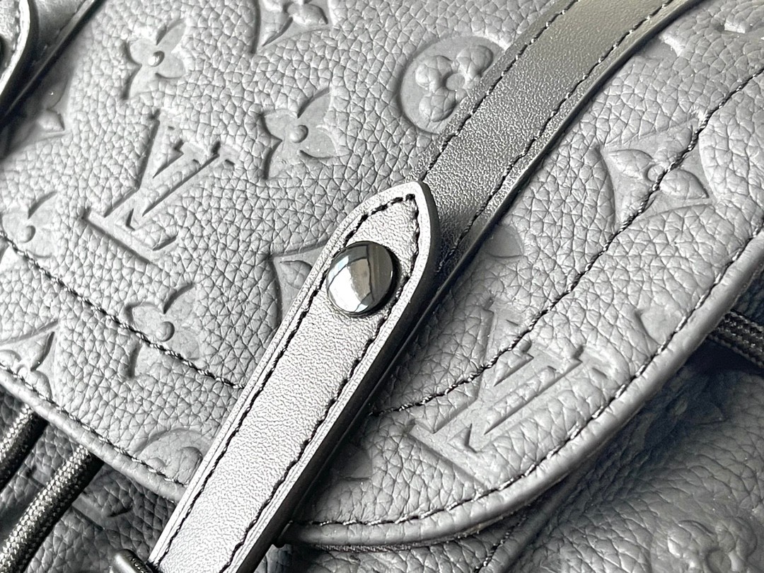 TOP Louis Vuitton LV Christopher Backpack 32x39x12cm/41×48×13cm - Black
