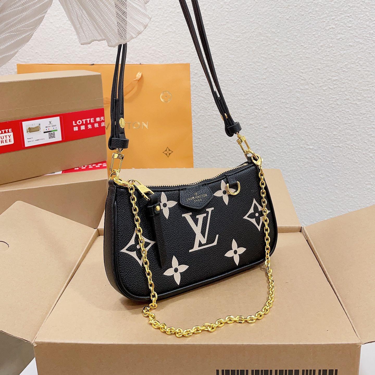 Louis Vuitton LV Easy Pouch Bag(Replica)