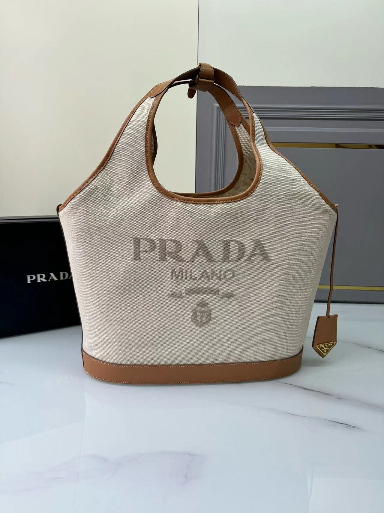 TOP PRADA Large Linen Blend And Leather Tote Bag 37×30×13cm - Beige