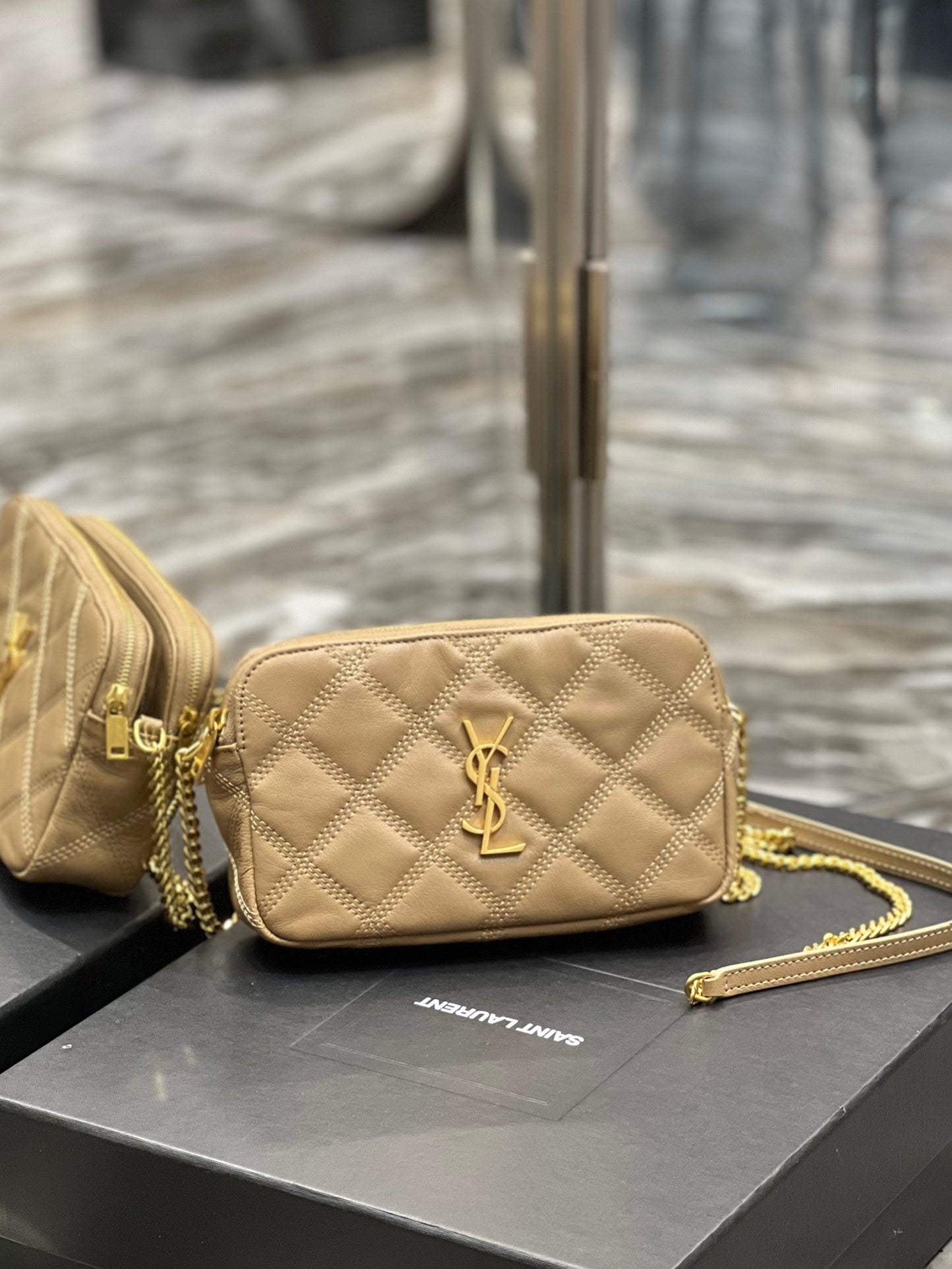 TOP Yves Saint Laurent YSL Beckly Double Zip Pouch Bag - Beige GHW