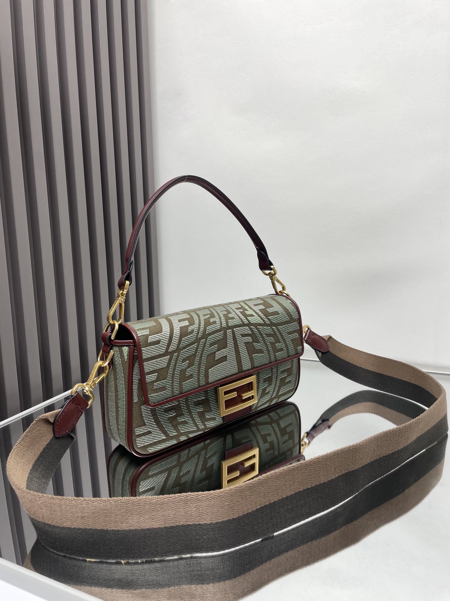 TOP FENDI Baguette FF Bag 26x13x6 cm-Green