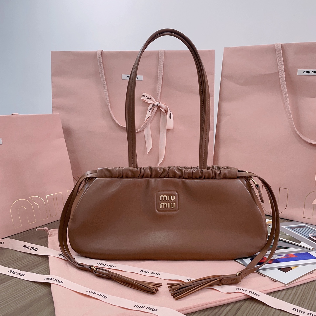 TOP Miu Miu Lambskin Underarm Bag 35X18X9CM - 2 Colors