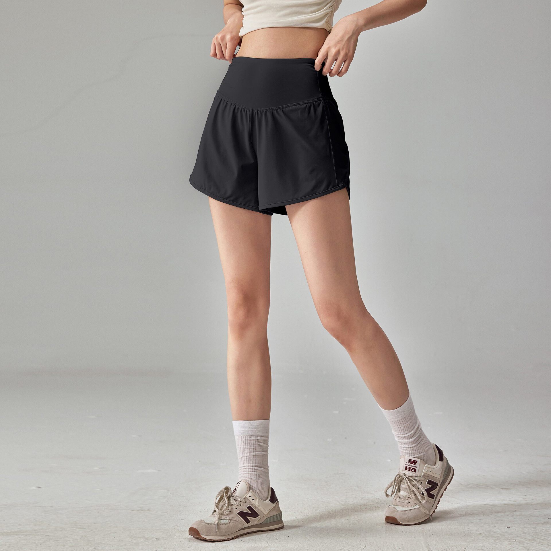 High-waisted yoga shorts for women, anti-exposure, loose-fitting, slimming, running sports shorts, quick-drying, breathable, fitness three-quarter pants, thin style, levelkeen