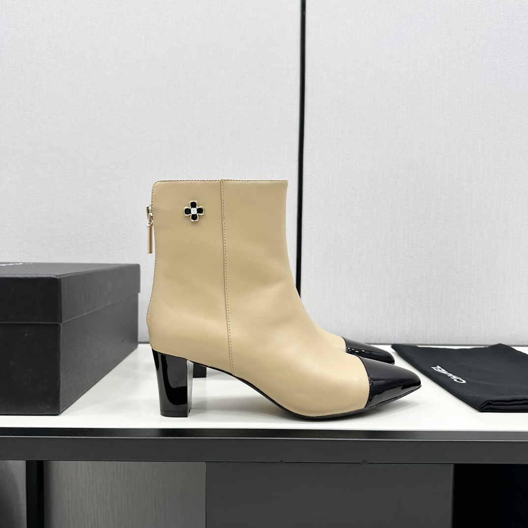 TOP CHANEL High Heel Short Boots - 3 Color