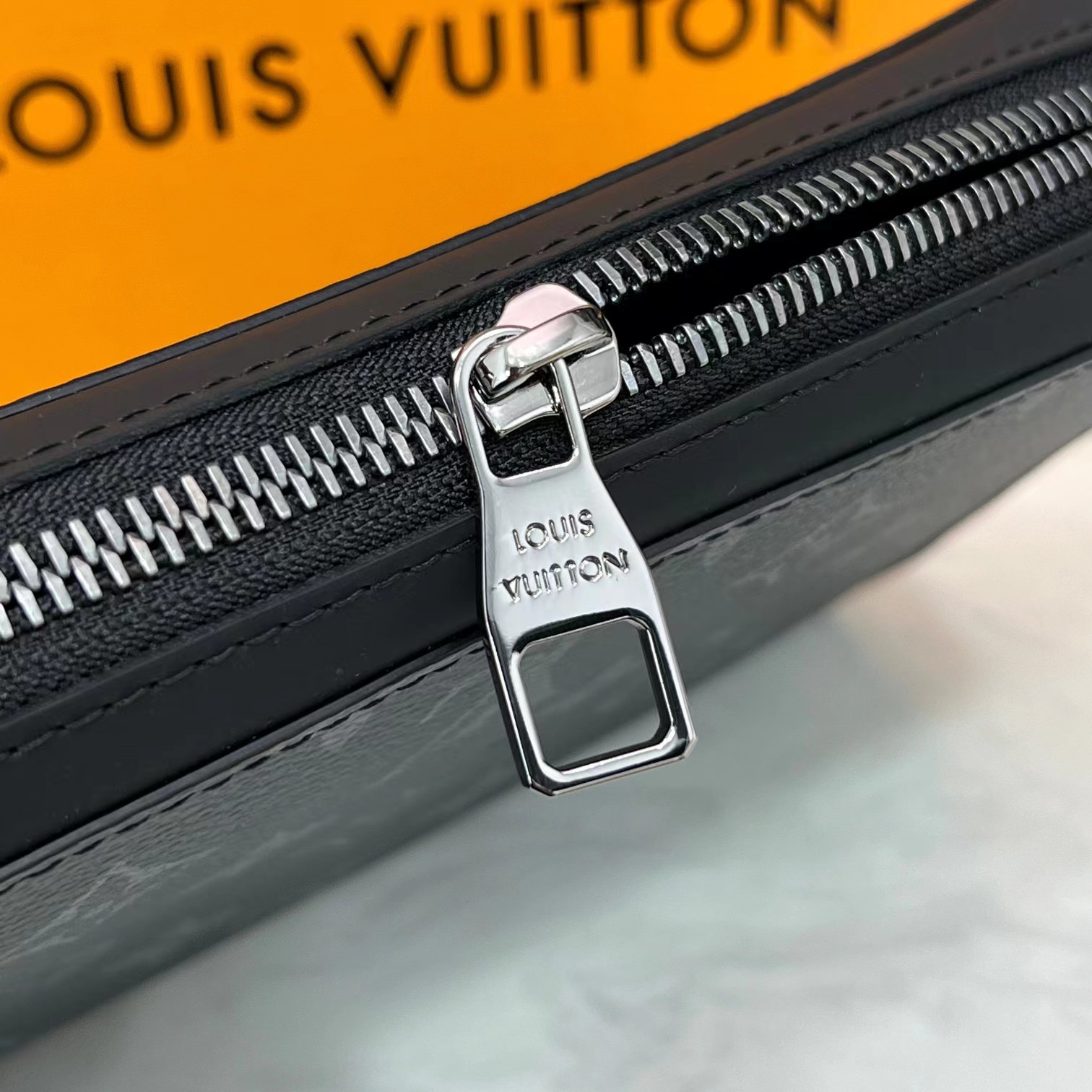 TOP Louis Vuitton LV Zippy XL Wallet 22X12X5CM