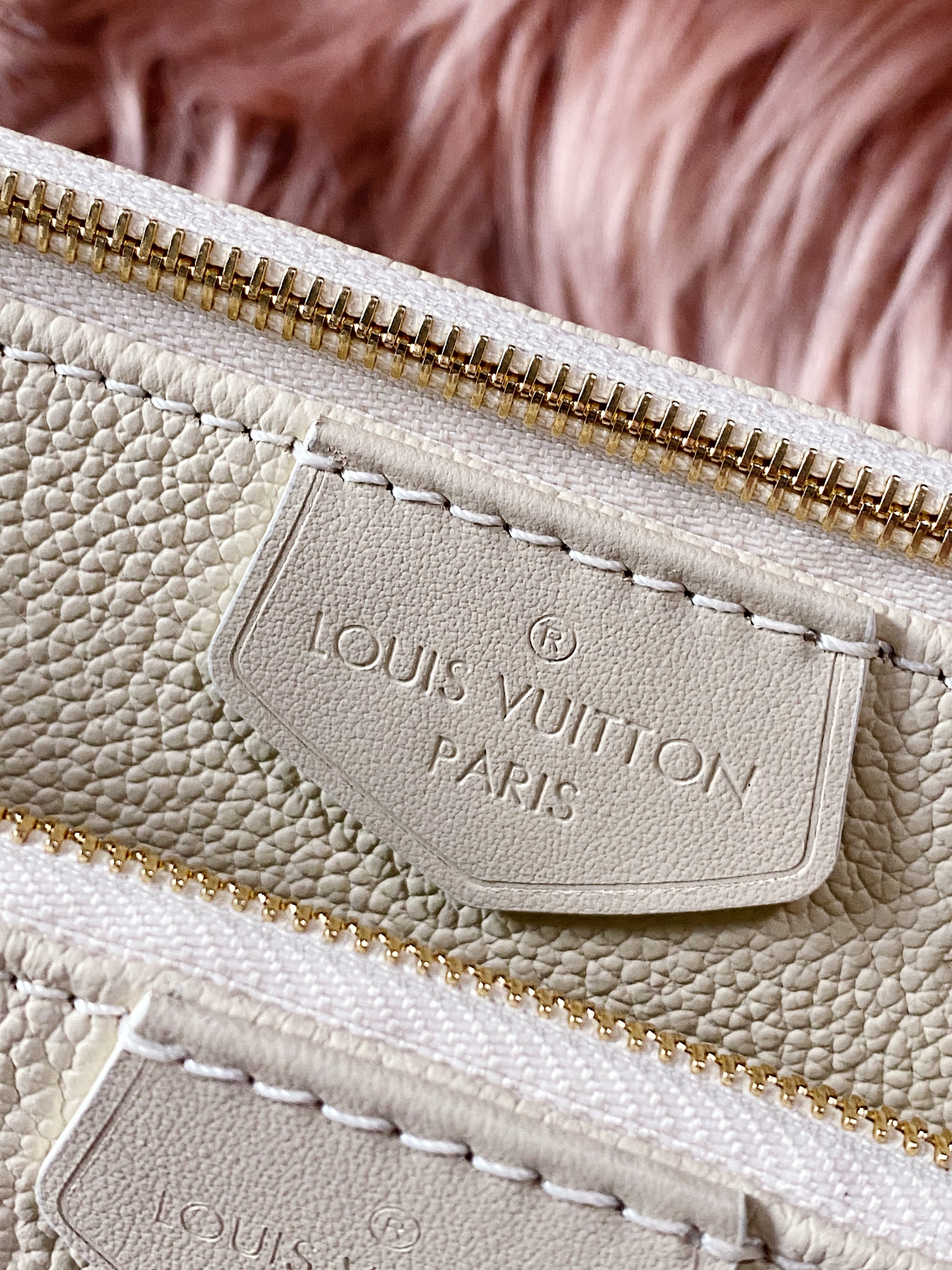 TOP Louis Vuitton LV £V Empreinte Multi Pochette Giant Monogram 21X12X3cm- White
