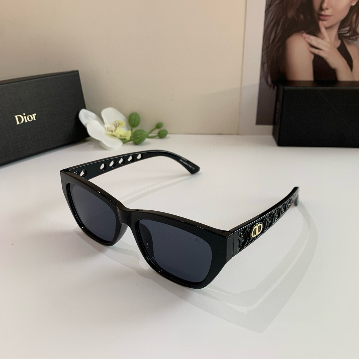 TOP Christian Dior Sunglasses - 3 Colors