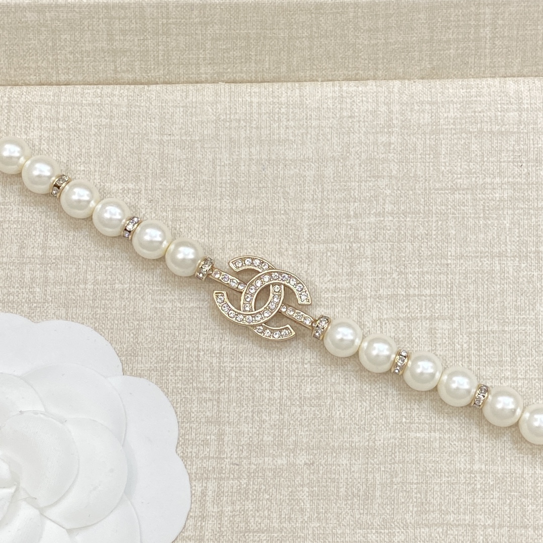 TOP CHANEL Necklace + Bracelet Set - Gold