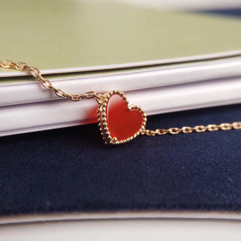 TOP Van Cleef & Arpels VCA Heart Bracelet - Rose Gold