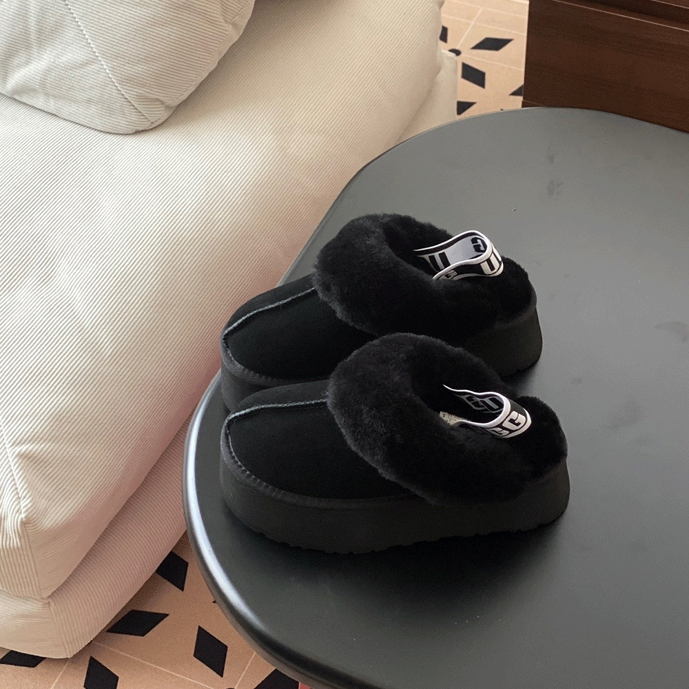 UGG Funkette  Slippers （Replica）