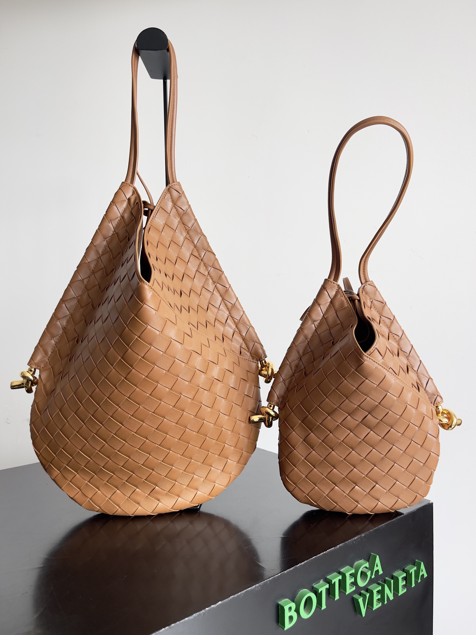 TOP Bottega Veneta BV Solstice Shoulder Bag - Brown