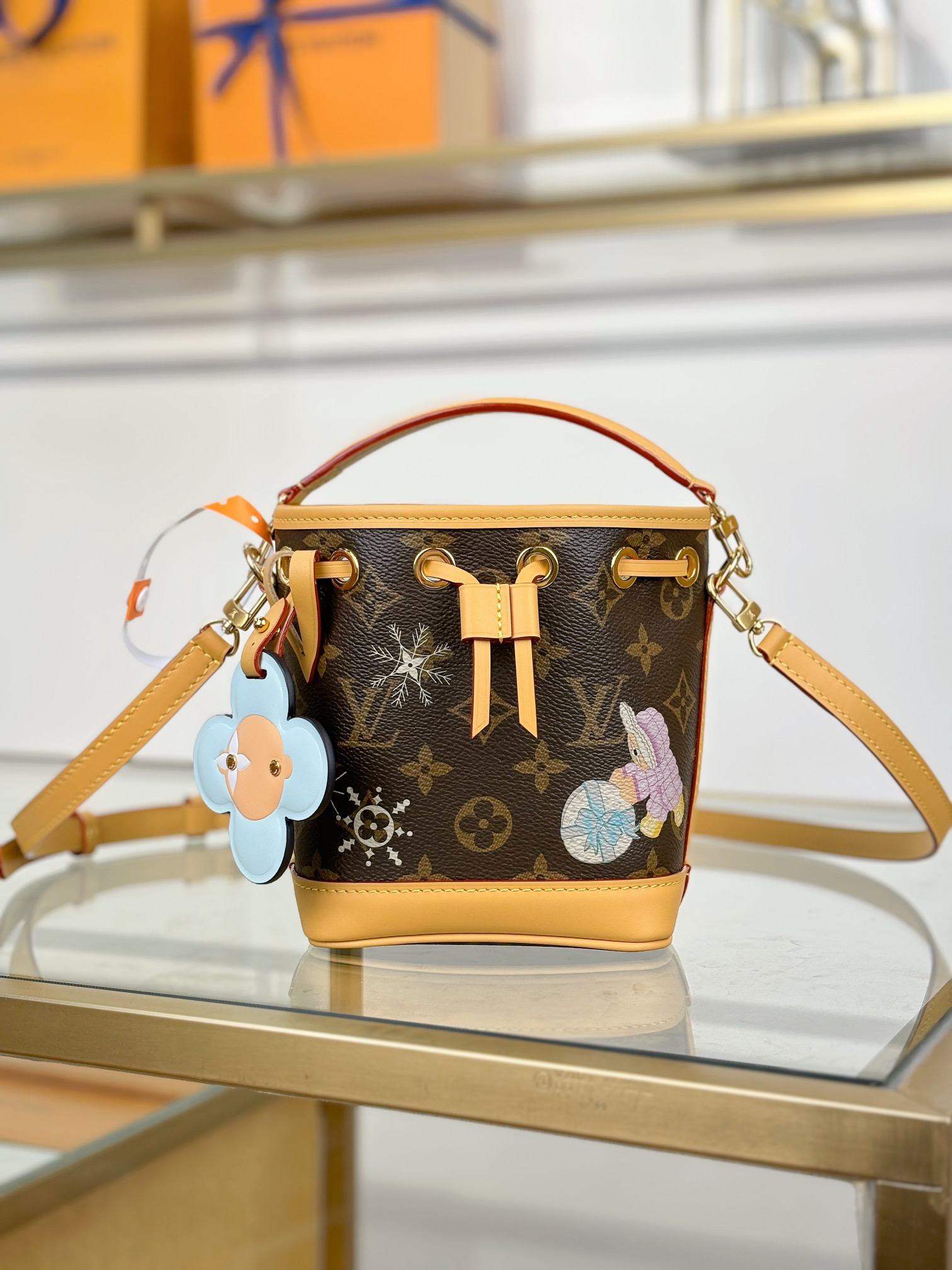 TOP Louis Vuitton LV NANO NOÉ Bag Monogram  16x13x10cm - Brown