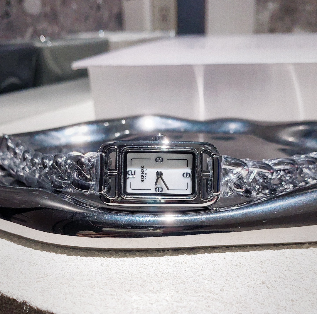 TOP HERMES Heure H Watch 17x23mm- 3 Colors