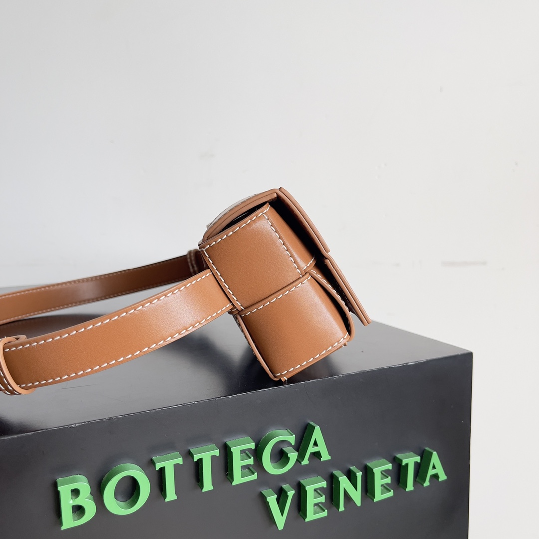TOP Bottega Veneta BV Cassette Bags- Brown