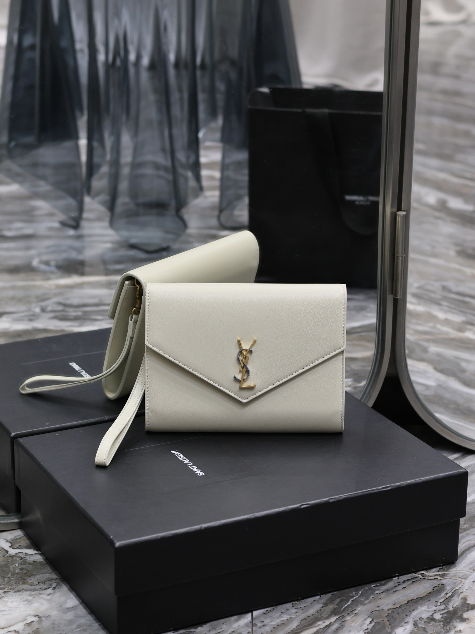 TOP Yves Saint Laurent YSL MONOGRAM Lambskin Handbag- Three Colors