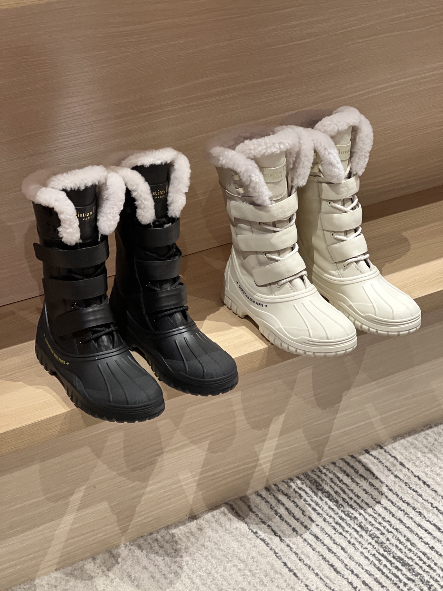 TOP Christian Dior Waterproof Wool Mid Length Boots - 2 Colors