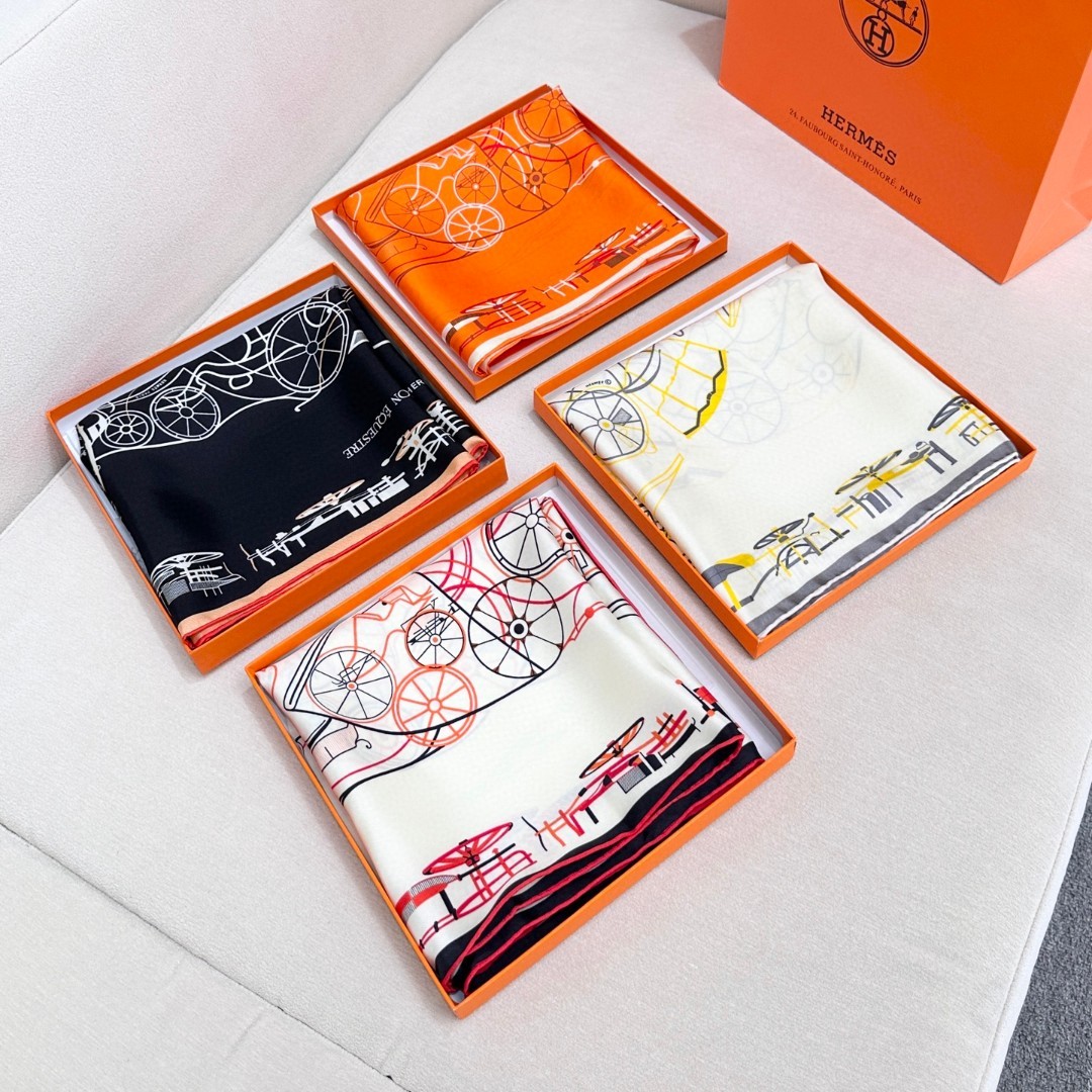 TOP HERMES Square Silk Scarf 90X90cm - 4 Colors