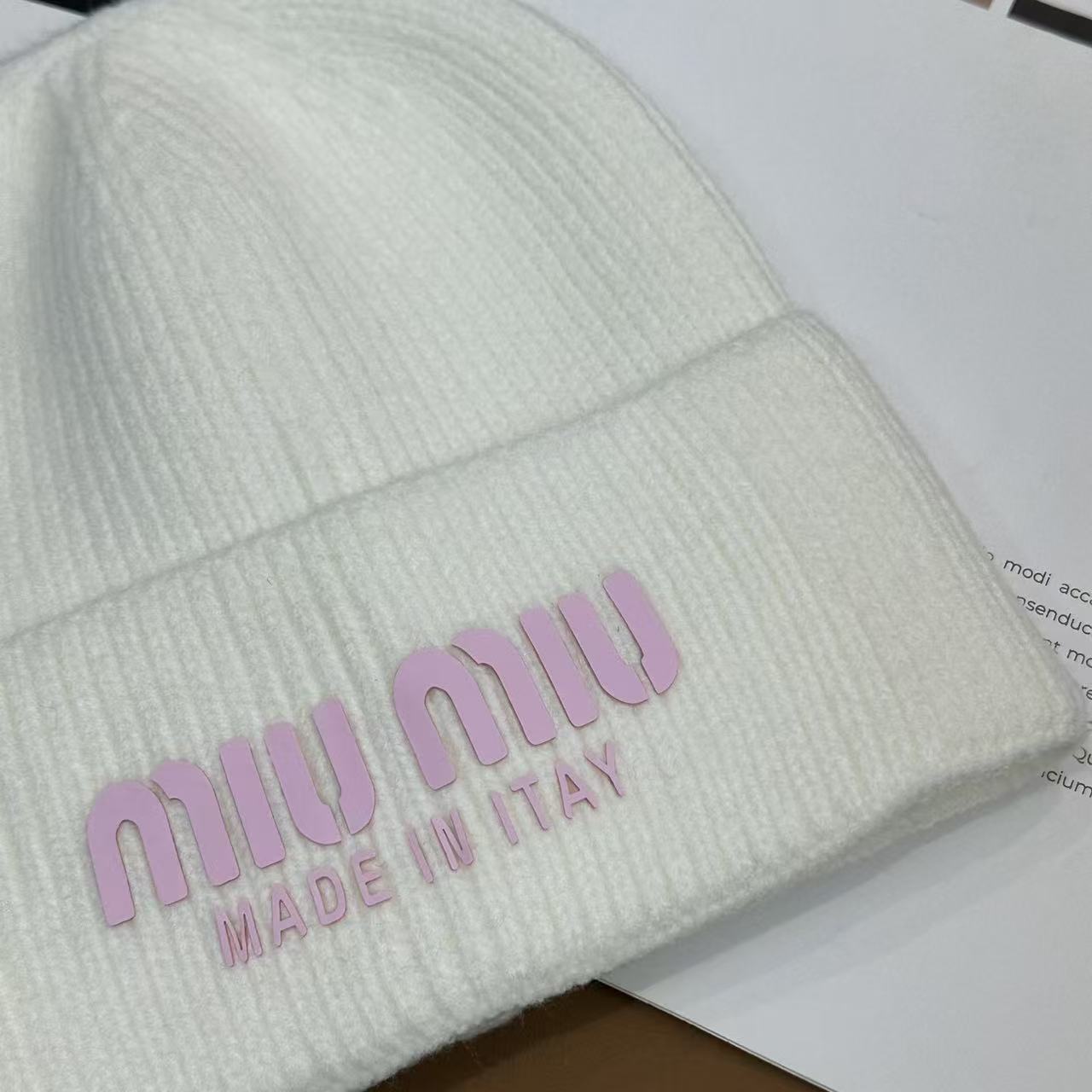 Miu Miu Knitted beanie(Replica)
