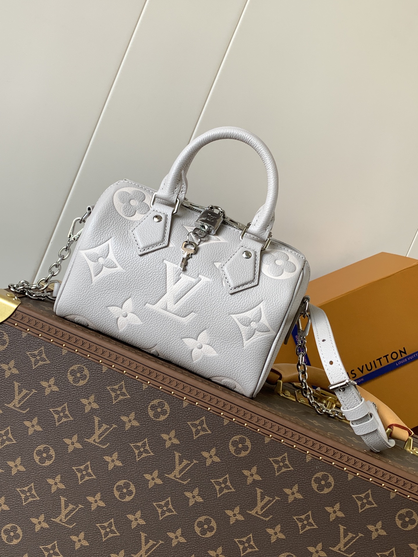 TOP Louis Vuitton LV Speedy Bandoulière 20 Bag Monogram Empreinte 20x13.5x12cm - Gray