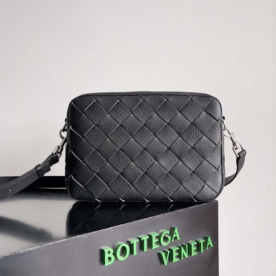 TOP Bottega Veneta BV Camera Bag Intrecciato Weave 29x19.5x7.5 cm - 2 Color