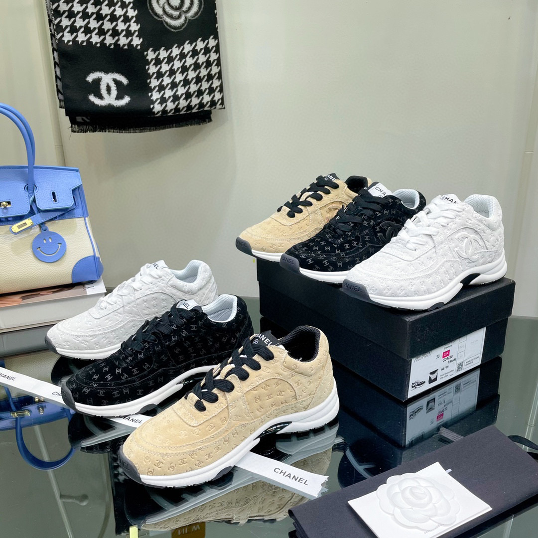 TOP CHANEL Two Tone Sneaker - 8 Clolours
