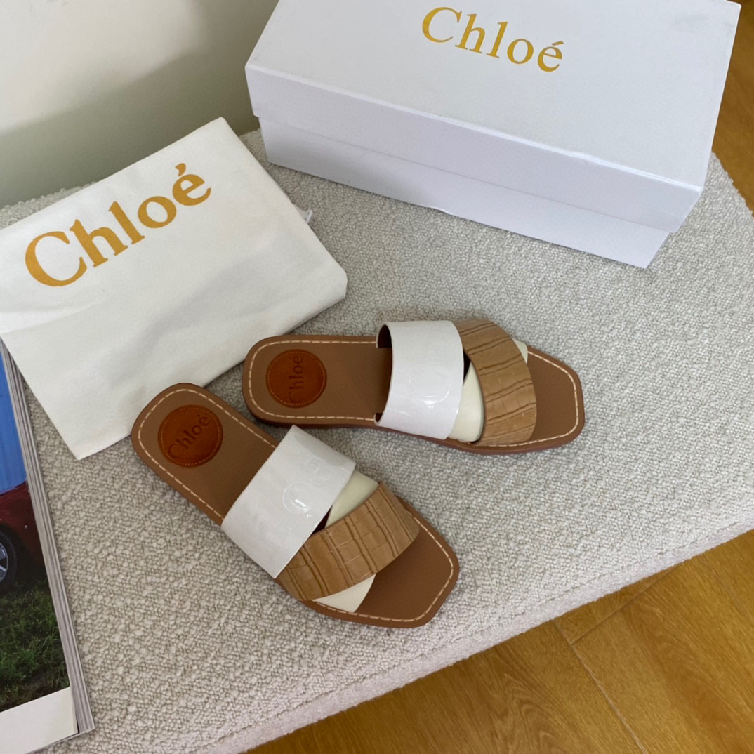Chloe Woody Flat Mule 3.0