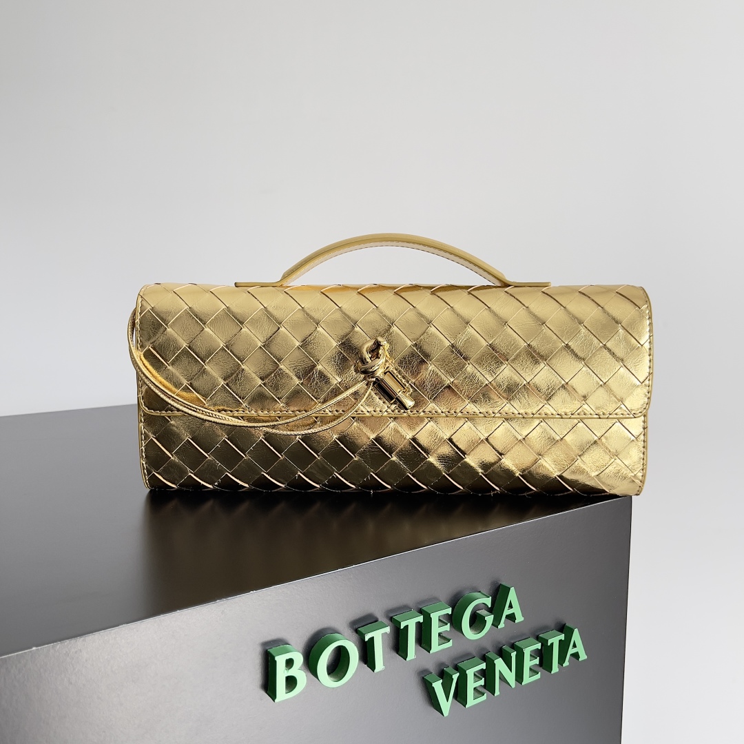TOP Bottega Veneta BV Andiamo Evening Clutch Bag 31*13*3cm - Gold/ Silver