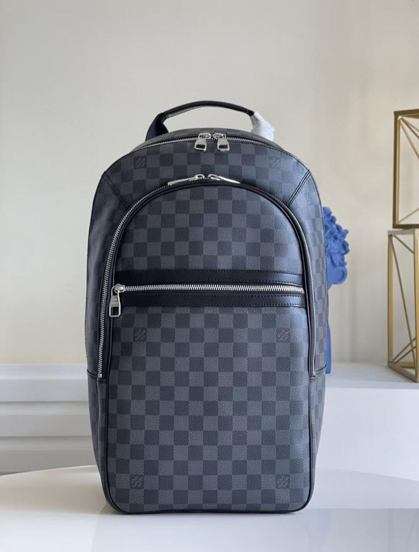 TOP Louis Vuitton LV Michael Backpack 28.0 x 45.0 x 18.0 cm- Black