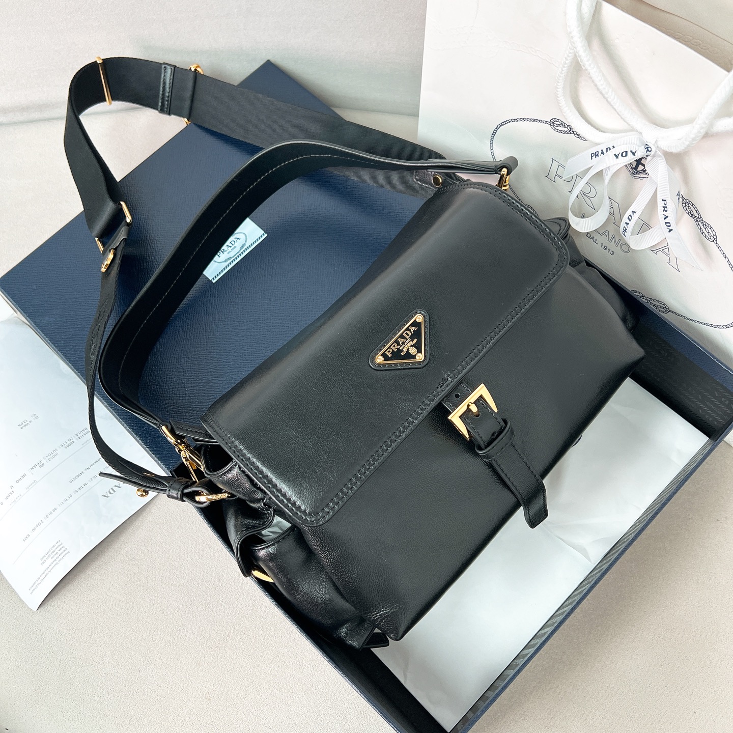 TOP PRADA Explore Messenger Bag Lambskin 30x14x10cm - 2 Color