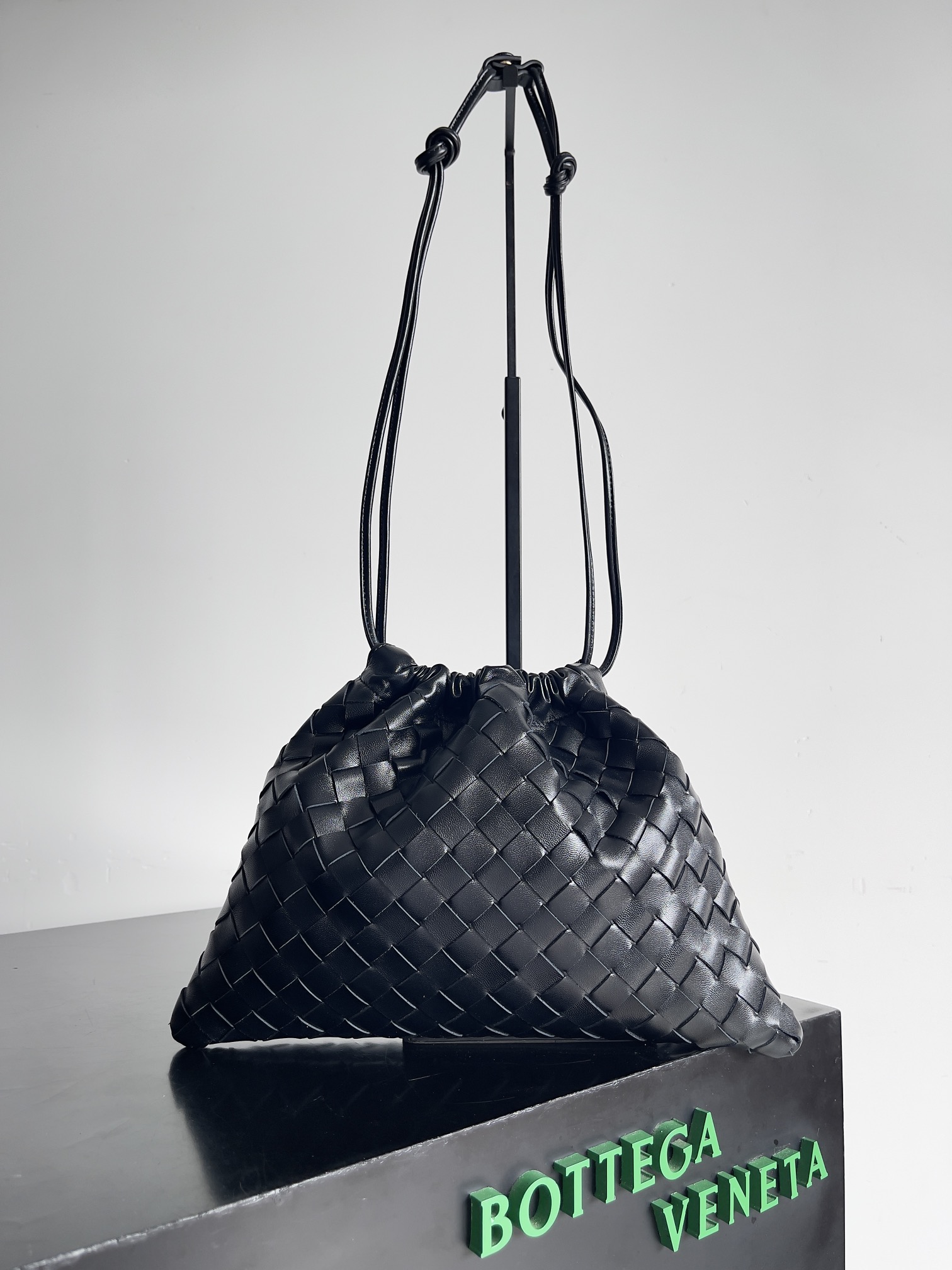 TOP Bottega Veneta BV Dustbag 32x23x1cm - Black