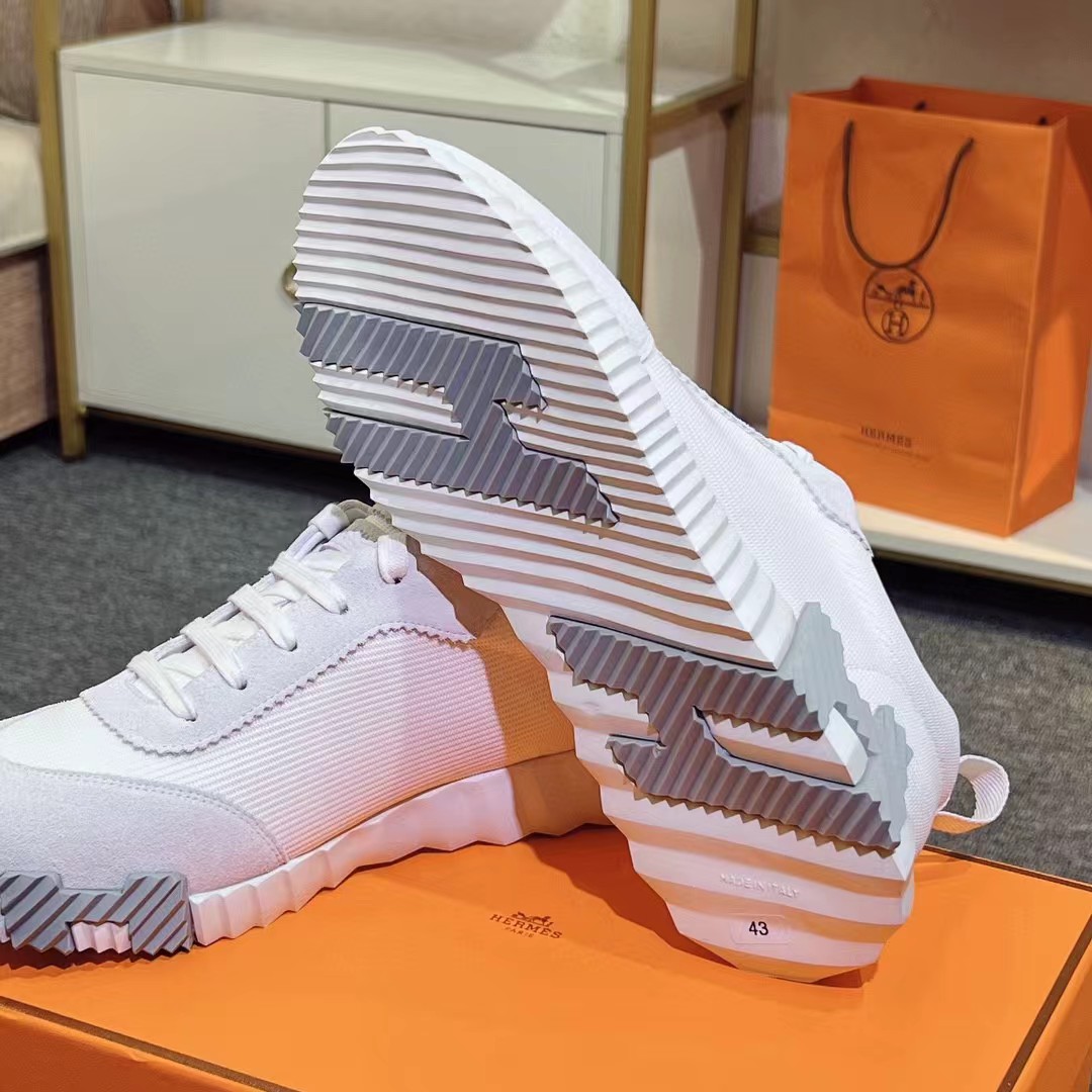 TOP HERMES Sneakers - White with 9 Different Logos