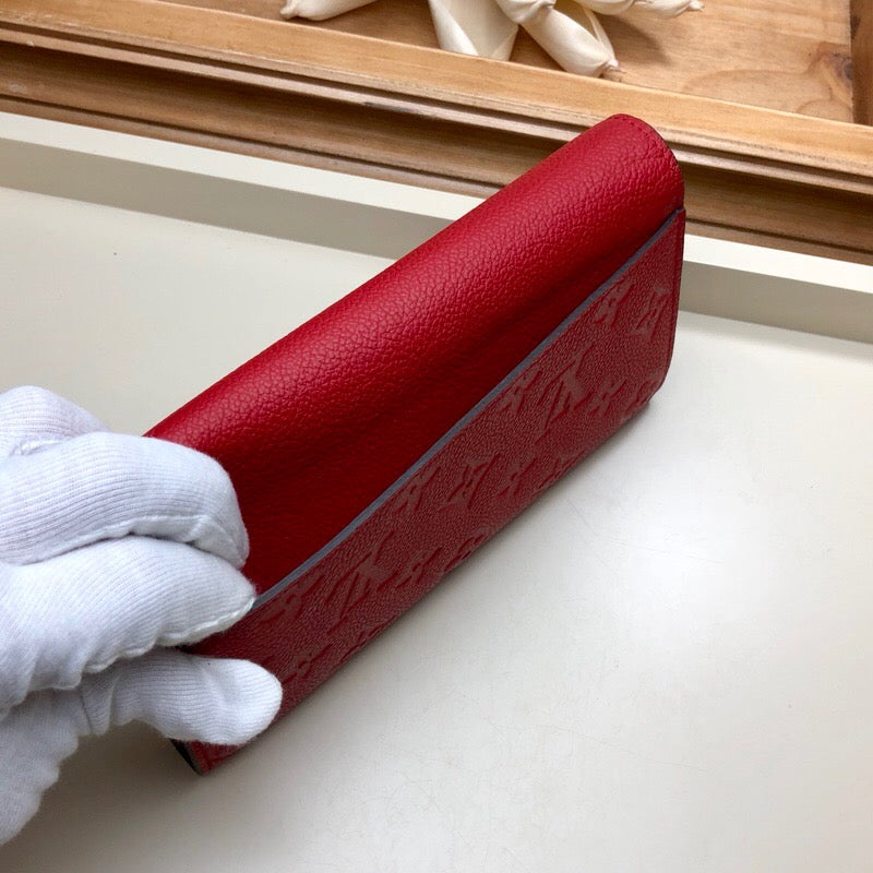 TOP Louis Vuitton LV  Sarah Empreinte Wallet - Red