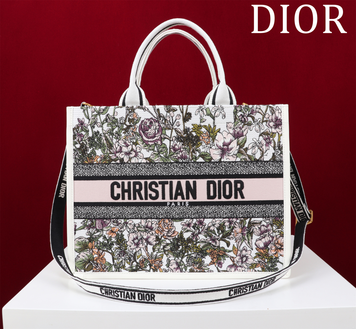 TOP Christian Dior  Book Tote Bag - 2 Sizes - White