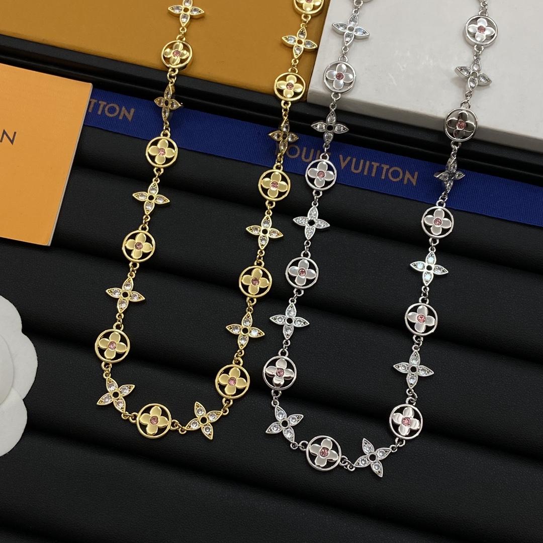 TOP Louis Vuitton LV Necklace - 2 Colors
