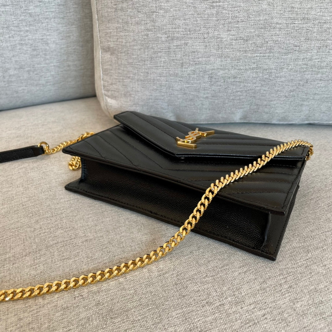 TOP Yves Saint Laurent YSL Envelope WOC Bag 19cm - Black