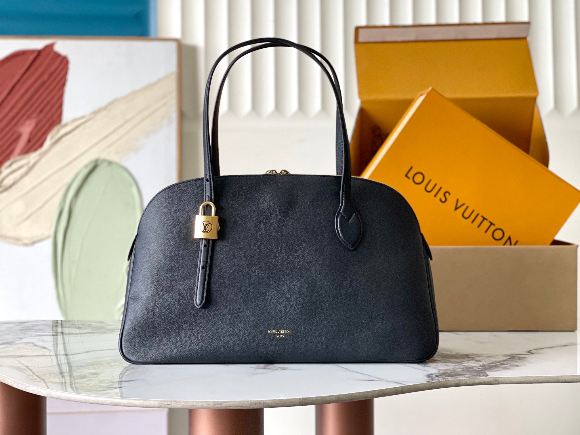 TOP Louis Vuitton LV Low Key Duffle Tote Bag 43.5x30.5x13cm - 2 Colors