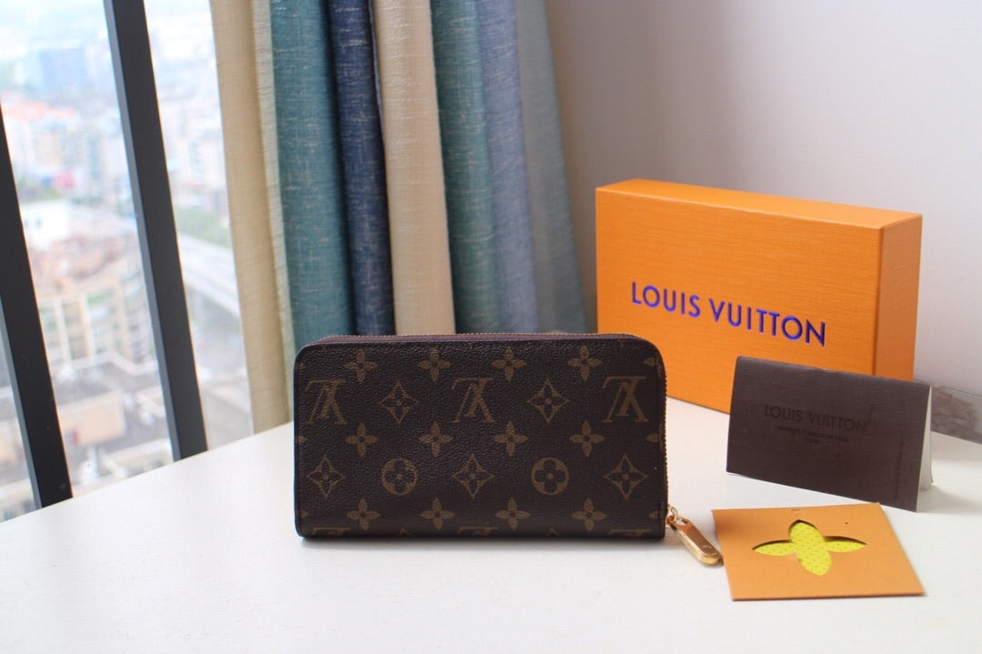 TOP Louis Vuitton LV LV Zippy Wallet Monogram - Pink