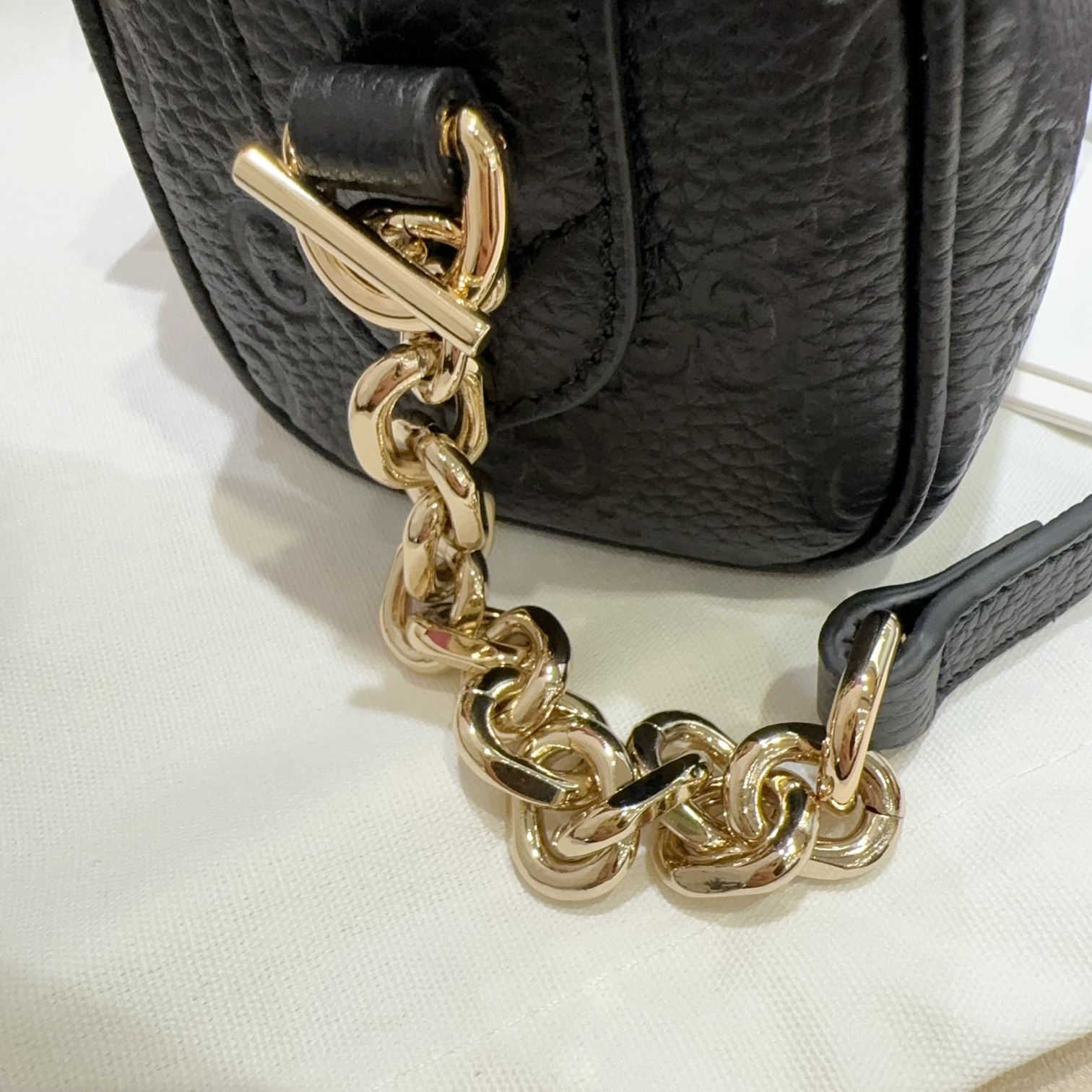 TOP GUCCI G*G Emblem bag 16.5*10*8cm - Black